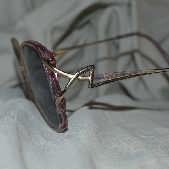 Stunning 1970's Luxotica RX Glasses Made in Japan - Picture 2 of 8